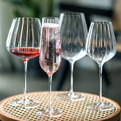 Elegant Ripple Wine Glasses
